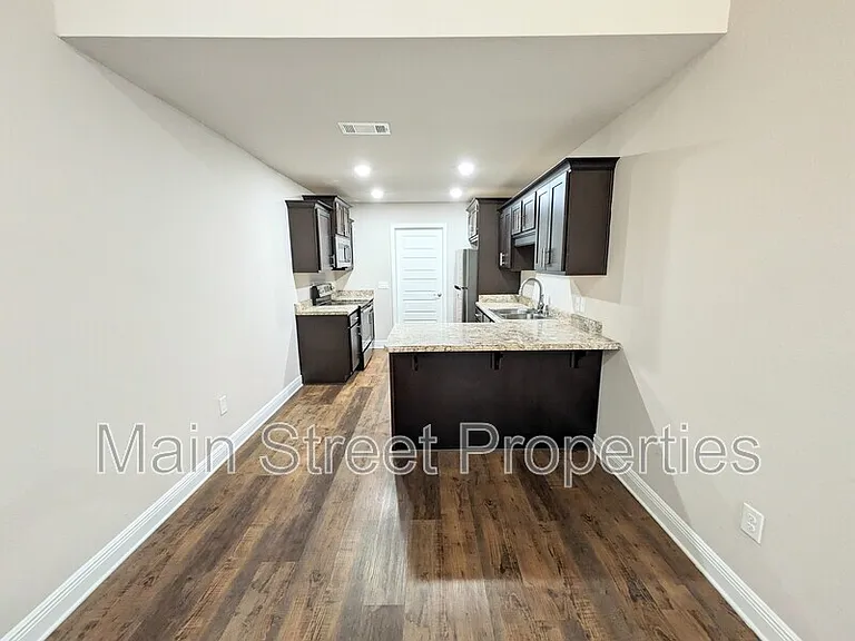 7799 Ira Dr #B — Photo 6