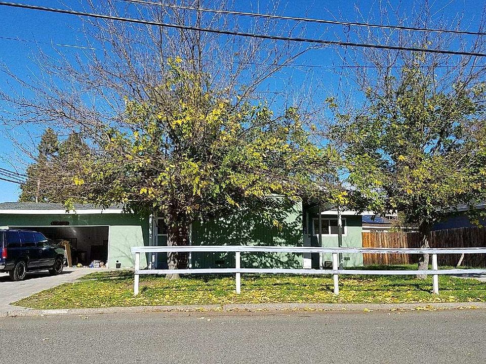 1st image of 15020 Lakeview Way