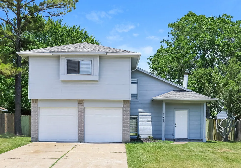15818 Gatebriar Dr