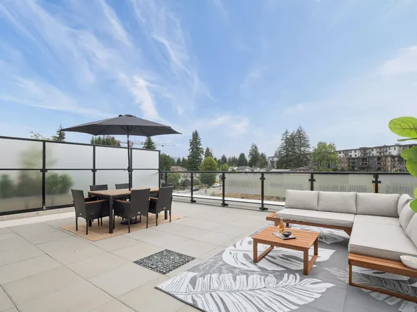623 Kemsley Ave #513, Coquitlam, BC V3J 3Z4