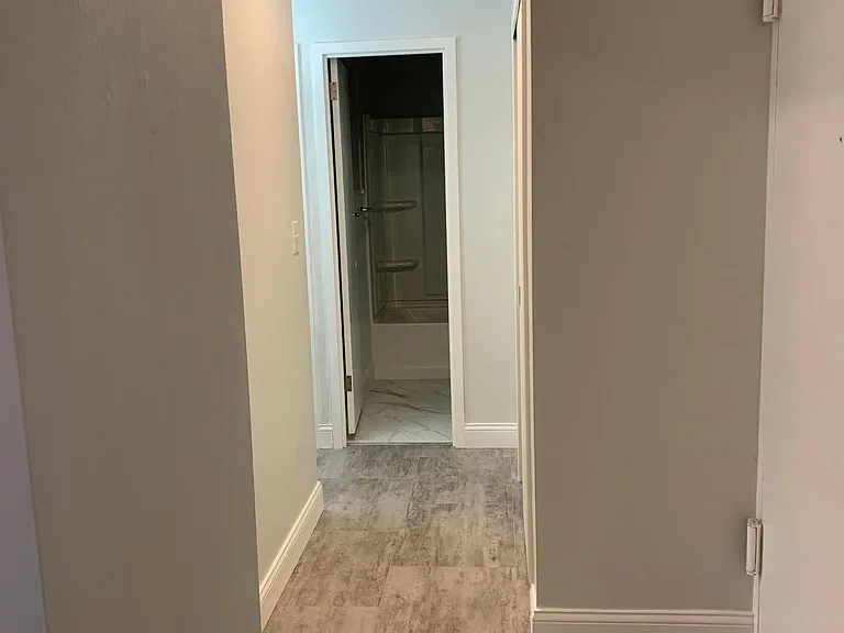 11850 Edgewater Dr #515 — Photo 13