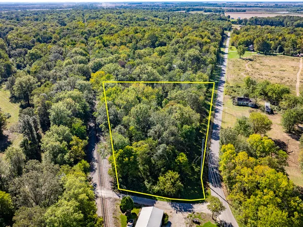 1579 S County Road 1100 Rd W, Linton, IN 47441