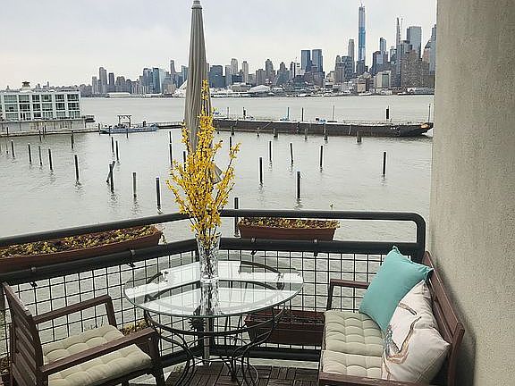 3rd image of 600 Harbor Blvd Unit 945