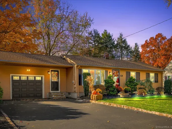 26 Manor Road, Southington, CT 06479