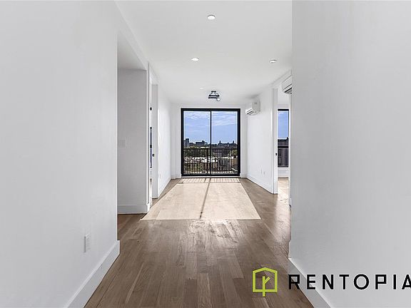 2nd image of 494 Manhattan Ave #6F