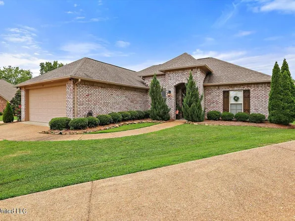 121 Meadowcreek Dr, Brandon, MS 39042