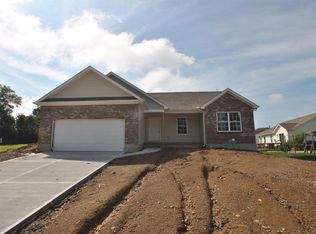 431 Morning Dew Ln, Hamilton Township, OH