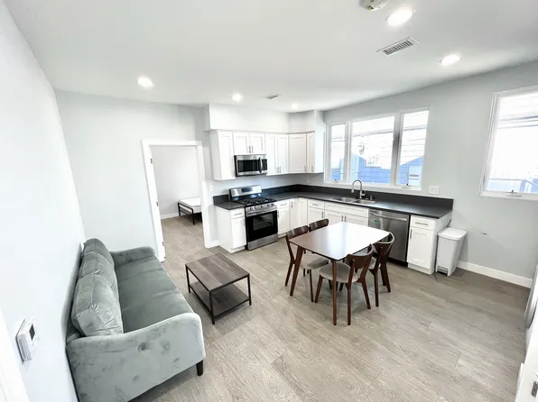 2641 S Budlong Ave, Los Angeles, CA