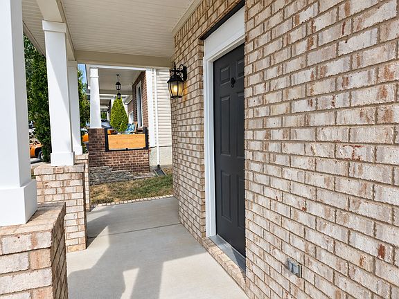 5th image of 1321 Riverbirch Way