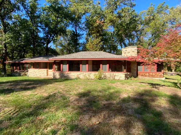 S12614 Big Hollow Rd, Spring Green, WI 53588