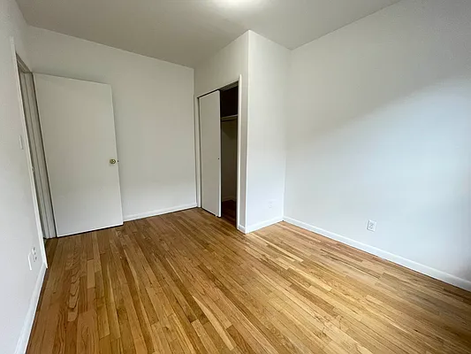 Rented by Best Apartments North Inc | media 25