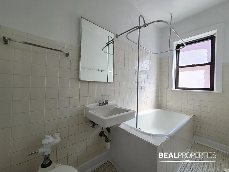628.5 W Cornelia Ave #S2 — Photo 10