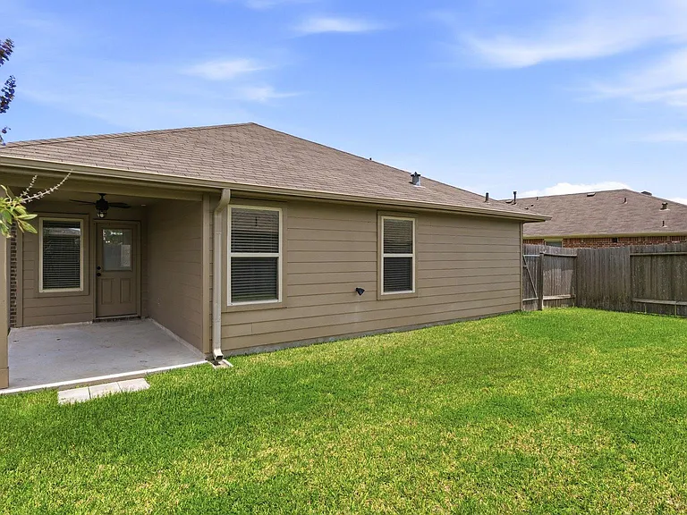 23611 Eldarica Pine Ct — Photo 20