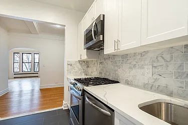 Rented by Rita S Citrin, LREB