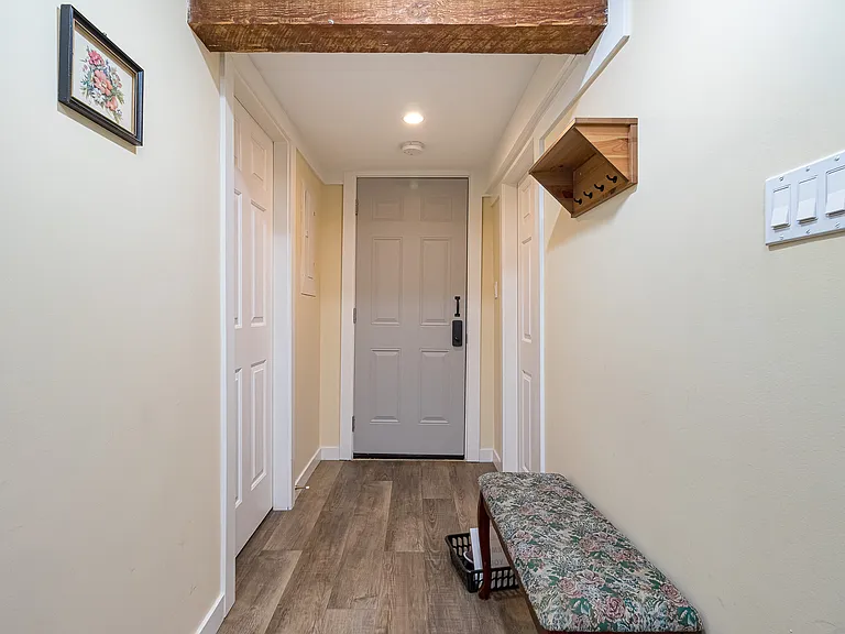 Forrester St — Photo 30