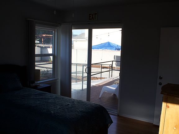 4th image of 1387 E 110th St #1