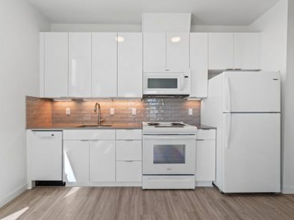 The Katniss - 1260 SE Lambert St Portland OR | Zillow