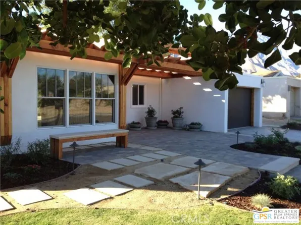 1351 E Francis Dr, Palm Springs, CA 92262