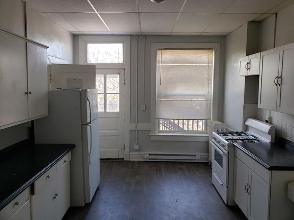 124 W 13th St APT 12