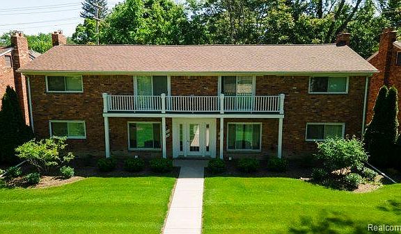 3rd image of 516 Neff Ln
