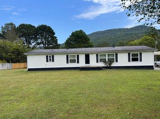 290 Green Meadow Dr, Sequatchie, TN 37374