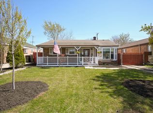 8121 S Kilbourn Ave, Chicago, IL 60652