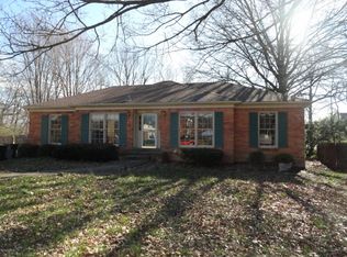 1310 Pollitt Ct, Louisville, KY 40223