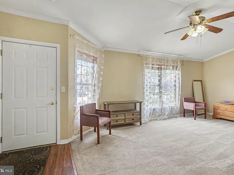 24 Mel Ron Ct — Photo 5