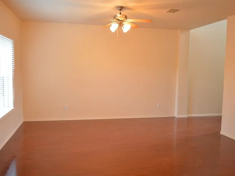 8605 Brunswick Dr — Photo 6