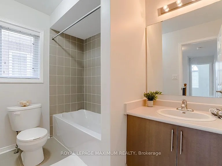 160 Gentile Cir — Photo 31