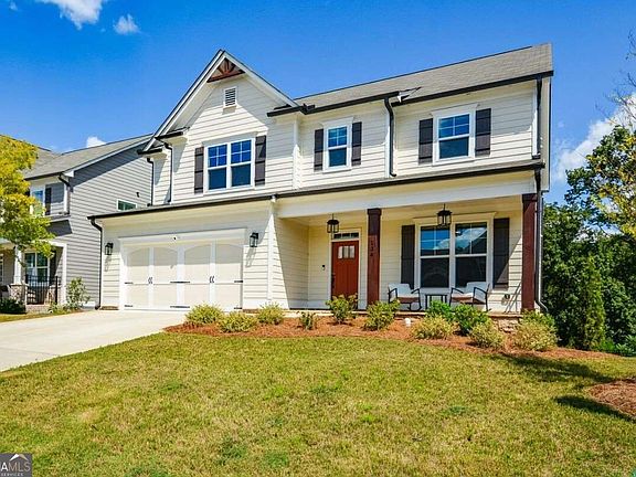 3rd image of 134 Spaulding Ln