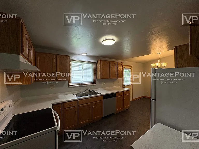 1130 Shepherds Path — Photo 5
