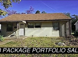 157 Cameron Rd, Saint Louis, MO 63137