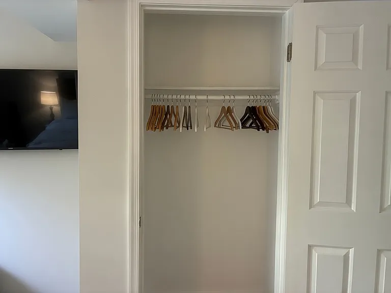 1527 N Colonial Ter #A — Photo 10