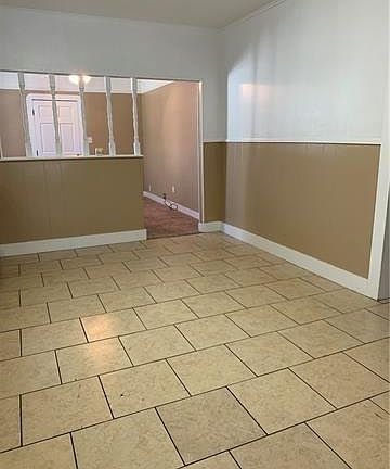 4th image of 530 Avenue D