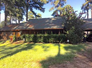 1124 Linton Rd, Benton, LA 71006