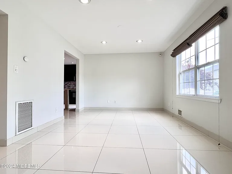 35 Woodpecker Way — Photo 13