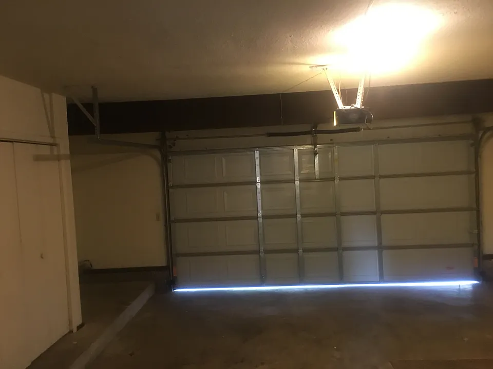 S Zunis Ave