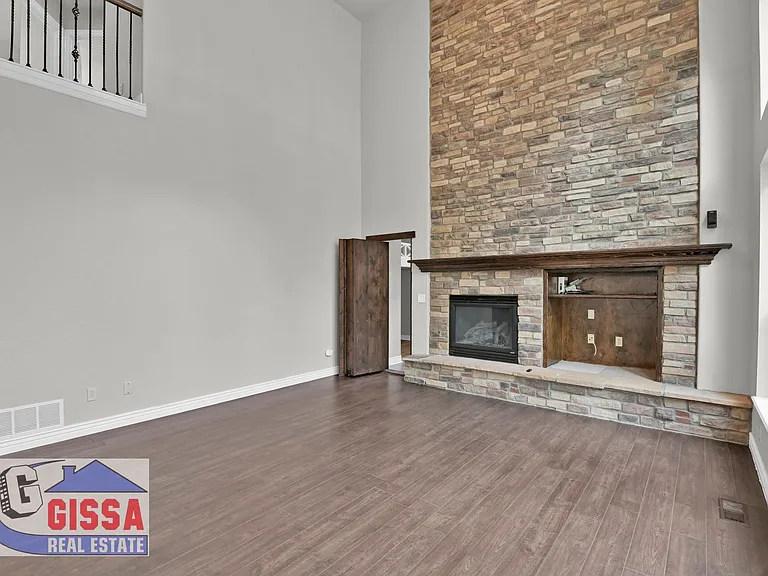 1043 Longspur Ln — Photo 24