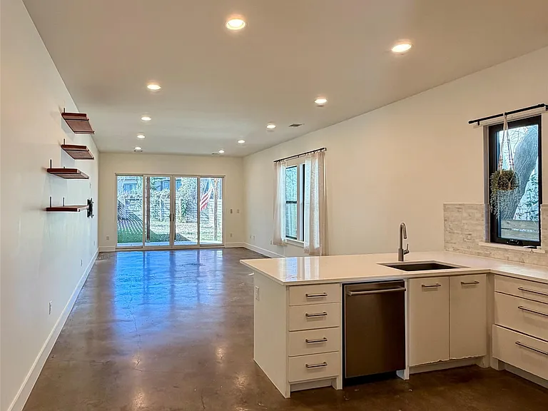1515 Hether St #B — Photo 8