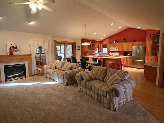 2nd image of 5897 Parkwood Ct