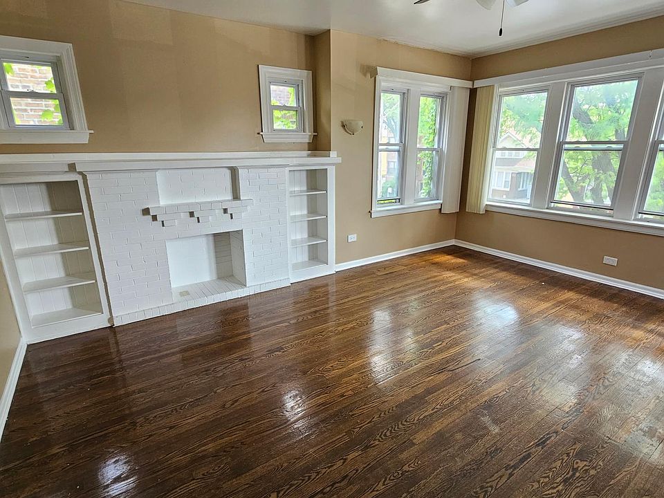1st image of 8112 S Loomis Blvd #2
