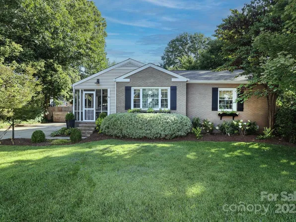 629 Greystone Rd, Charlotte, NC 28209