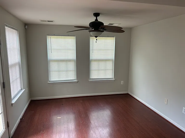 221 Woodstream Blvd — Photo 10