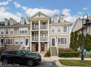 1111 Beaver Run #1, Troy, MI 48083