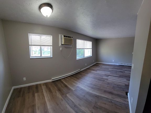 4th image of 2812 Price Ave #22