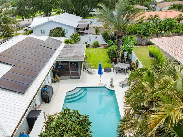 2529 NW 32nd Street, Boca Raton, FL 33434