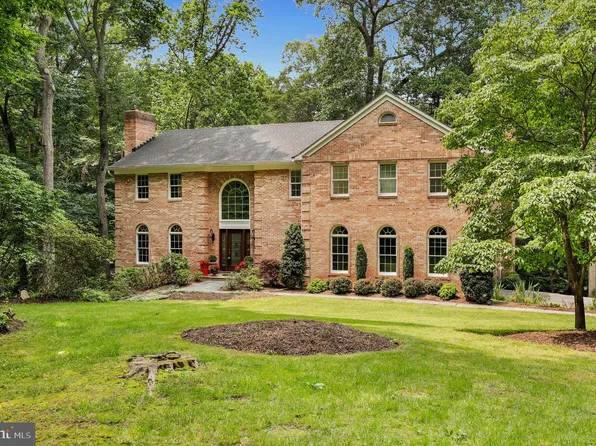 13735 Canal Vista Ct, Rockville, MD 20854