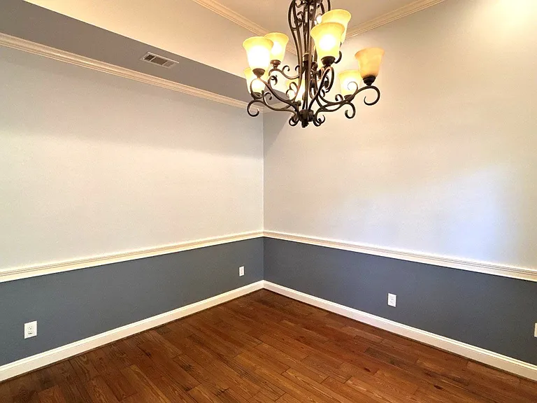 1018 Silver Lake Dr — Photo 10