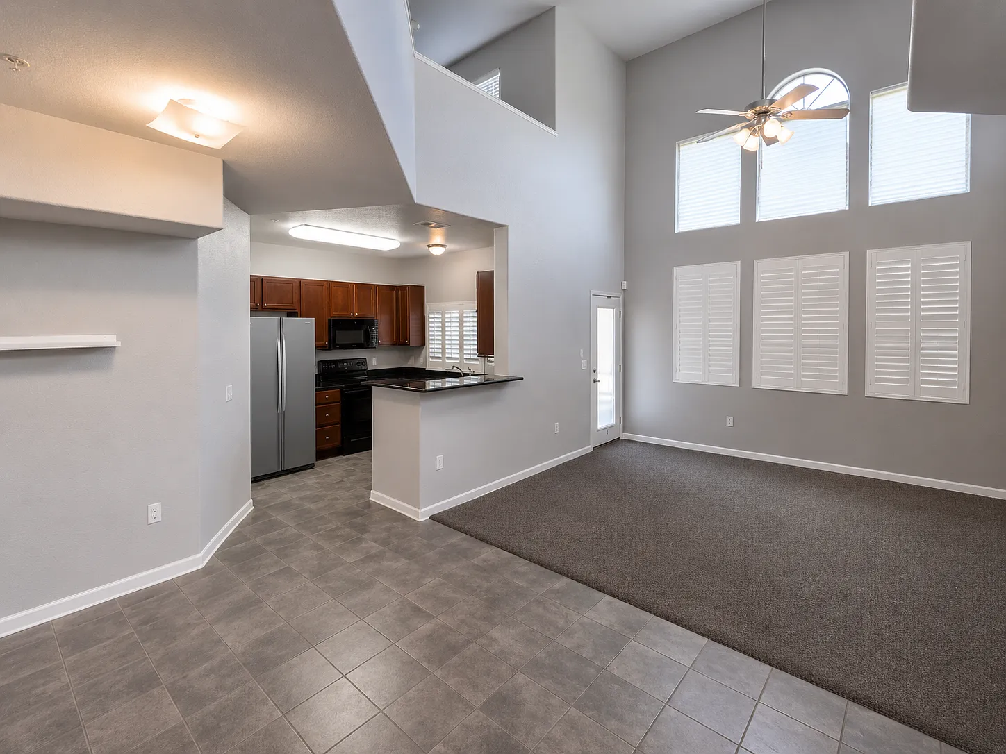 2 bed, 1256 sqft, $2,285 — Photo 4